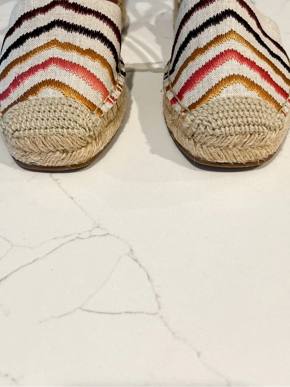Ann Taylor Isabella Embroidered Linen Espadrille Sandals Multi Zebra Stripe Sz 6